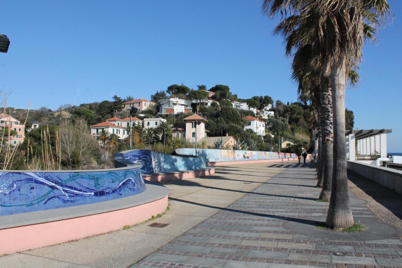 Apartamento Il Mare In Piazza Albisola Superiore Exterior foto