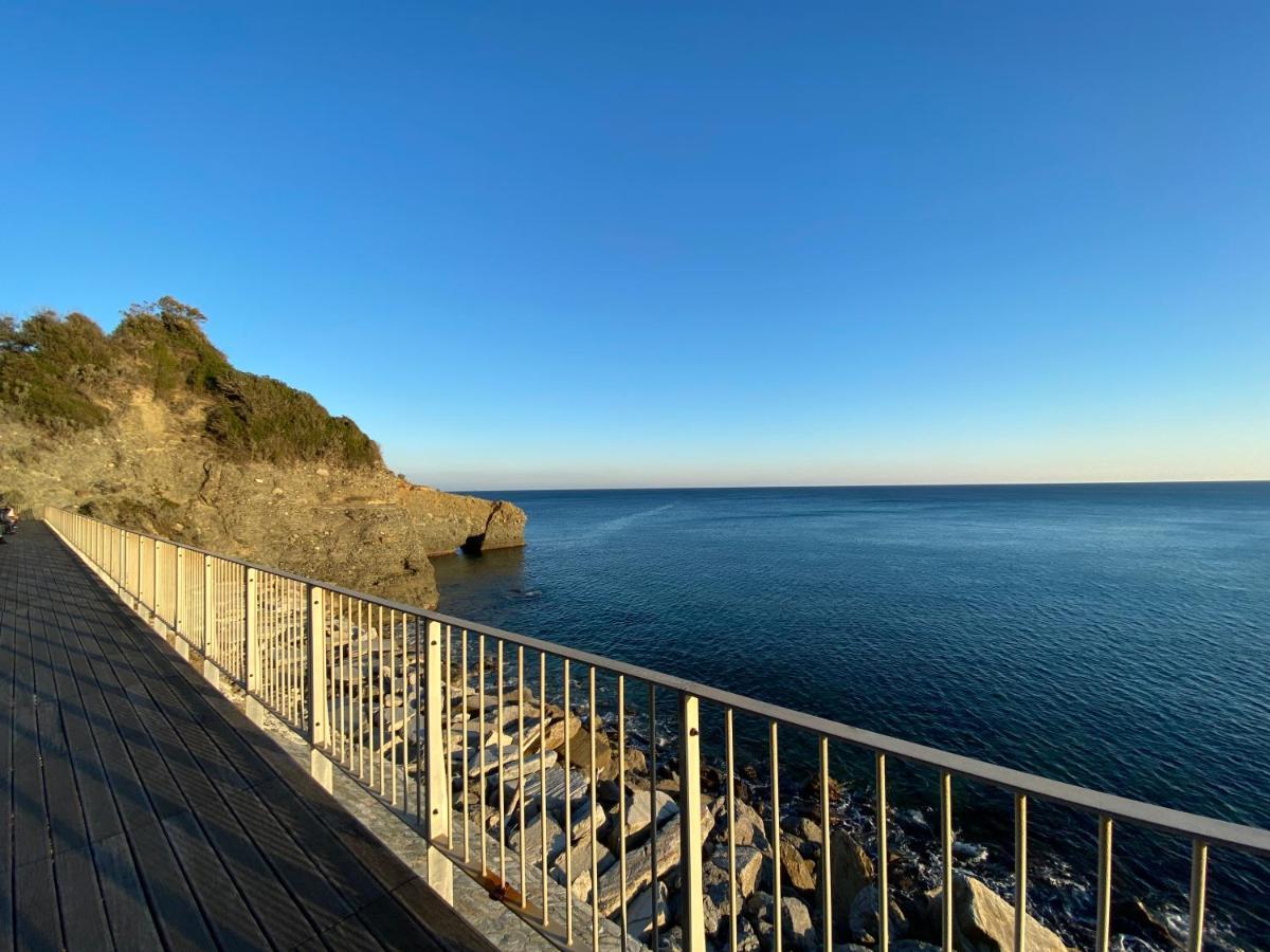 Apartamento Il Mare In Piazza Albisola Superiore Exterior foto